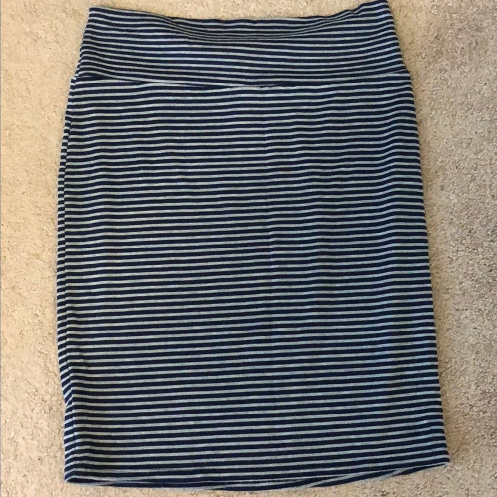 Lularoe Cassie Medium NWOT